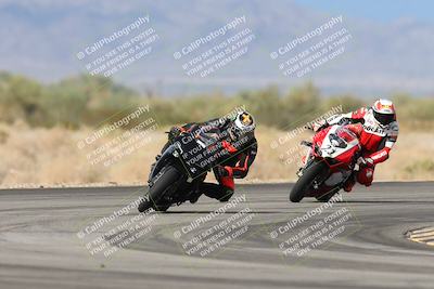 media/Nov-16-2025-Race Pace (Sun) [[8c5fa54630]]/Verified Riders/7-Turn 4 (1155am)/